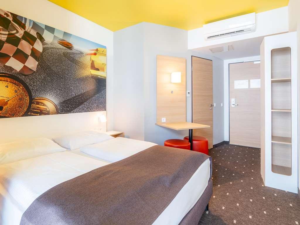 B&B Hotel Stuttgart-Zuffenhausen الغرفة الصورة
